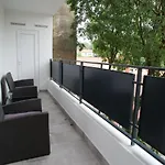 Arena With 3 Bedrooms In The Center