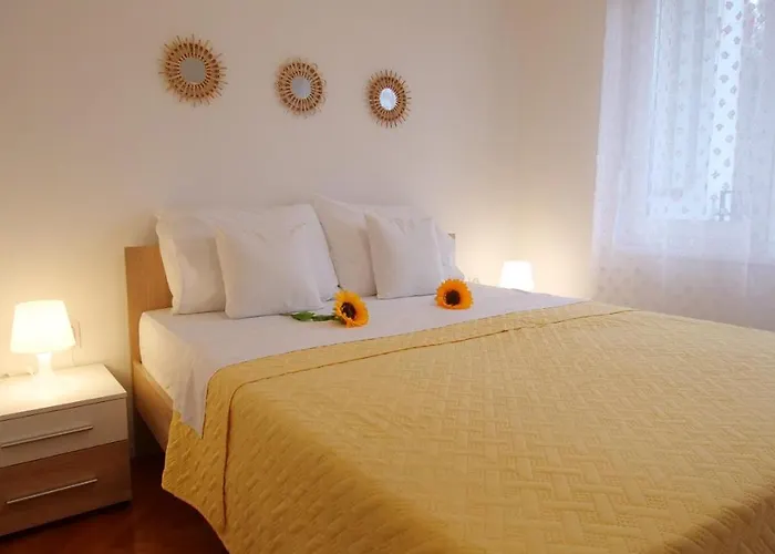 Arena With 3 Bedrooms In The Center Apartman